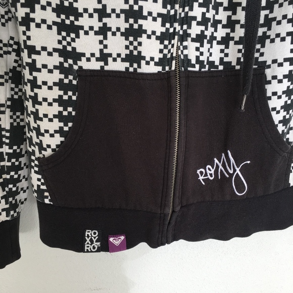 Roxy Black and White Pattern Hooded Winter Jacket - Picture 2 of 7